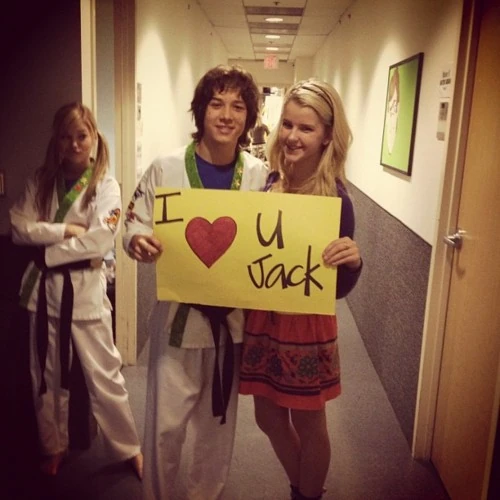 Hit the Road Jack Kickin' It Wiki