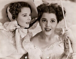Lydia-Kitty-1940-pride-and-prejudice-1940-24439602-500-389