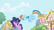 180px-592px-Twilight and Rainbow Dash1 S1E01