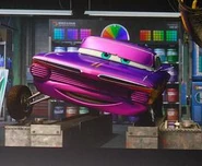 Ramone in Shop