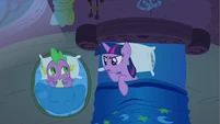 Twilight don't know! S2E21