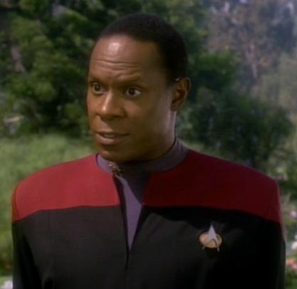 Benjamin_Sisko%2C_2369.jpg