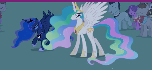 Princess_Luna_and_Princess_Celestia_at_Royal_Wedding_S2E26.png