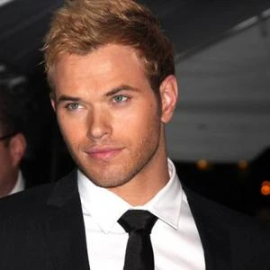 Kellan lutz 1236509