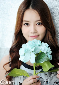 Shin Go Eun11