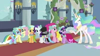 Main 6 and Spike looking at Celestia S2E26
