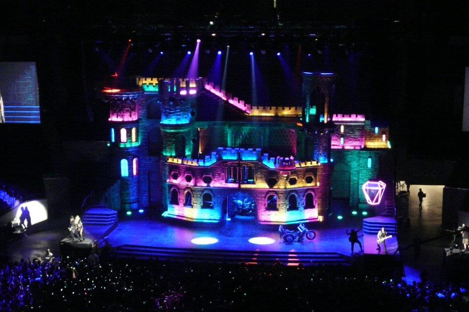 The_Born_This_Way_Ball_Tour_Electric_Chapel_003.jpg