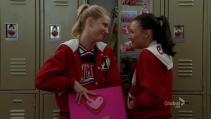 Glee=3x13 - Santana & Brittany 8