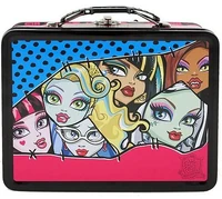 Tin Lunch Box -Close Up-