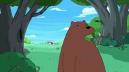 S4 E7 Bear eating plants