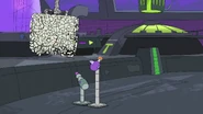 325a - Shattered Monitor