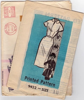 Marian Martin 9319 Vintage 1950s Apron Pattern uncut M