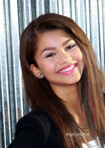 Zendaya 031