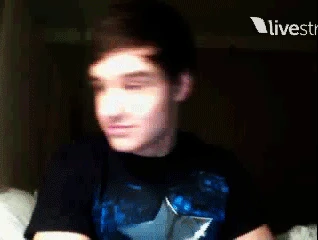 Leeyum12.gif