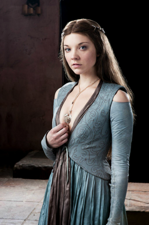 Margaery_Tyrell_Valar_Dress.png