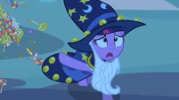 Twilight "Look what you did to Spike" S2E04