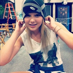 Leolivia3