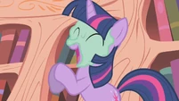 Twilight hooray S1E8