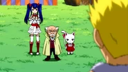 Laxus looking at Makarov