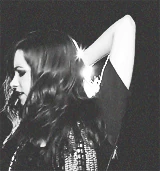 Rock hard demi.gif (359 KB) Rock hard demi