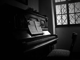 Old-piano