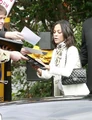 Zoe-saldana-and-chanel