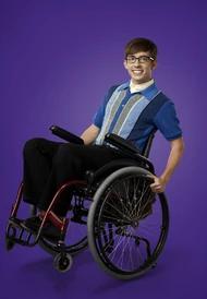 Glee 23-kevin-mchale-01 3014 purplebkg v2 jm