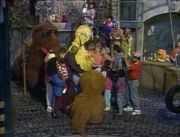 Big Bird's Beautiful Birthday Bash