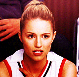 http://images3.wikia.nocookie.net/__cb20120905214455/glee/images/5/51/Quinn45.gif