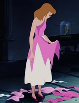 Cenicienta vestido roto
