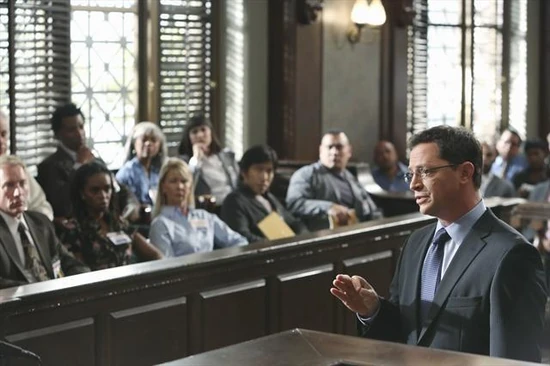 Joshua-malina-on-scandal 640x426