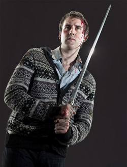 http://images3.wikia.nocookie.net/__cb20121015114450/harrypotter/ru/images/thumb/9/9d/%D0%9D%D0%B5%D0%B2%D0%B8%D0%BB%D0%BB1.png/250px-%D0%9D%D0%B5%D0%B2%D0%B8%D0%BB%D0%BB1.png