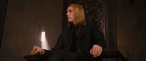 Volturi-Breaking-Dawn-the-volturi-29498946-720-304