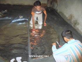 Para bolic solar cooker remaking school students (6)