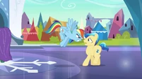 Stallion begins to back away S3E2