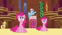 Rainbow 'Somepony's making balloon animals!' S3E3