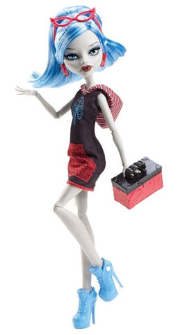 Plik:Ghoulia SCOF doll.jpg