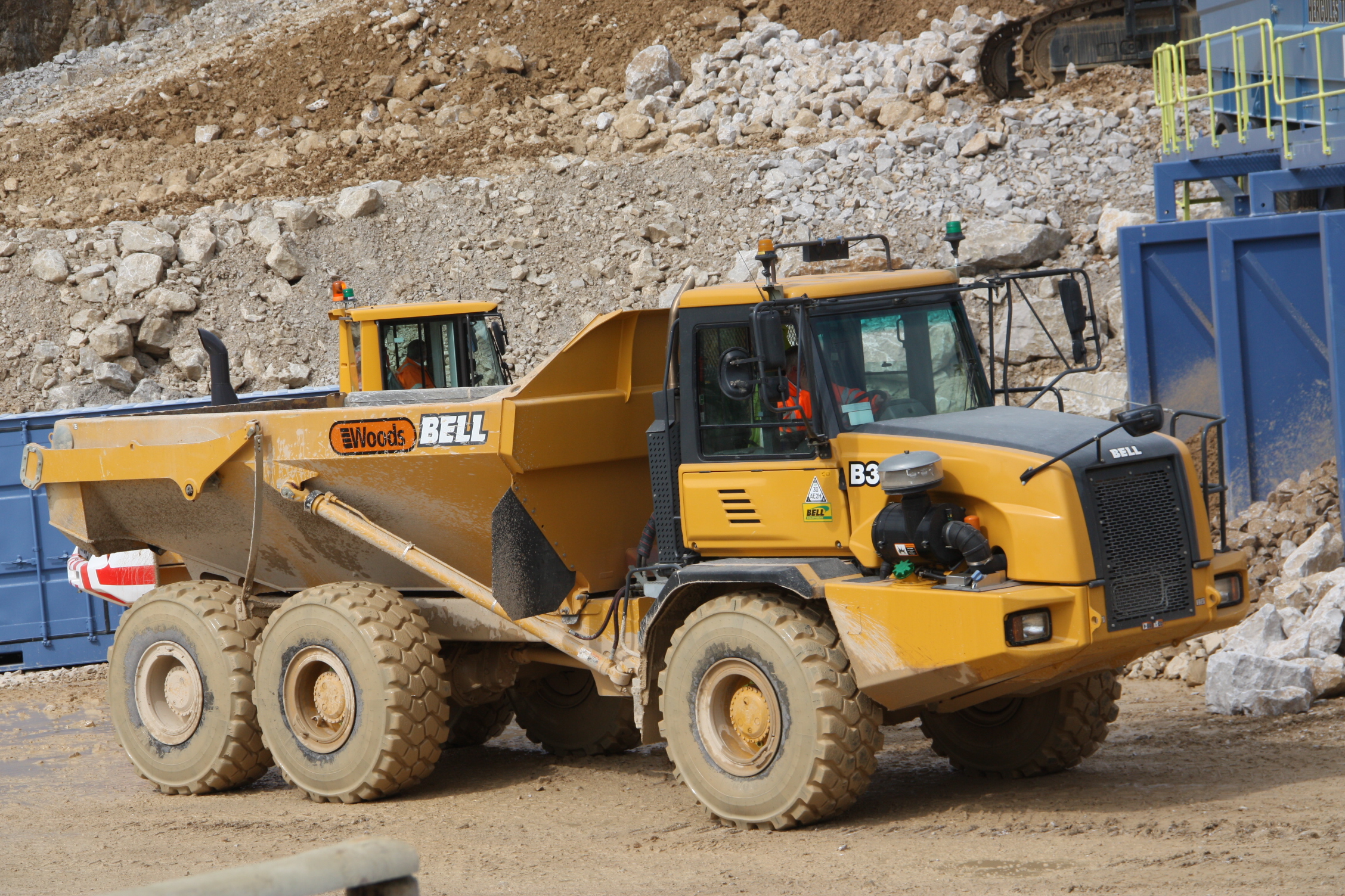 Bell Tractor Amp Construction Plant Wiki The Classic