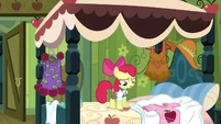 Apple Bloom 'Too casual' S3E4
