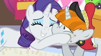 Rarity hugging Porter S2E9