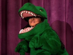 Leela-TRex