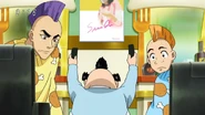 Toriko and Komatsu getting strange haircut