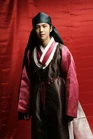 Hwang Jin Yi15
