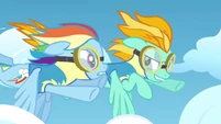 Lightning Dust unsubtle expression S3E7