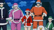 Coco, Sunny, Rin, Toriko and Komatsu dressed as Gourmet Santa