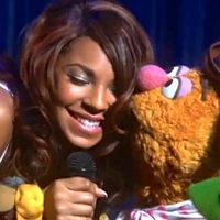 Kiss-Ashanti