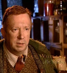 Mark Williams (Arthur Weasley) CoS screenshot