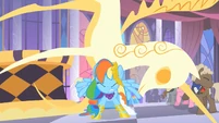 Rainbow carrying statue S1E26