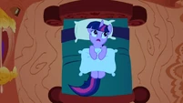 Twilight 'all this ridiculous' S1E1