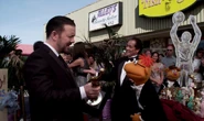 TheMuppets-DeletedScene-RickyGervais